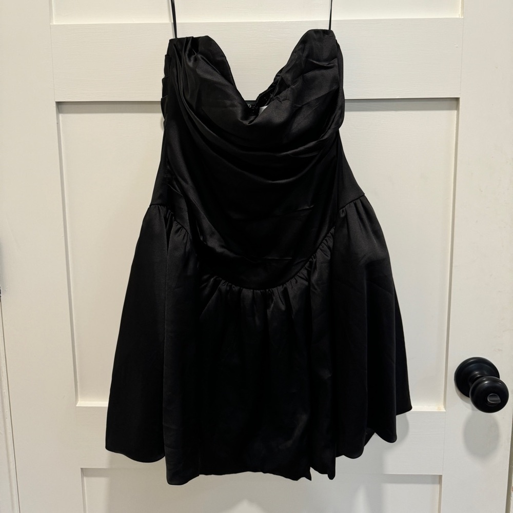 black hello molly mini dress